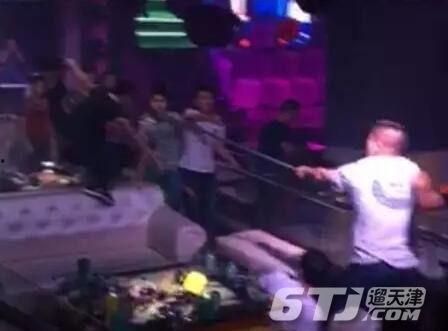 吃瓜事件酒吧视频播放大全,酒吧视频播放大全精彩瞬间回顾