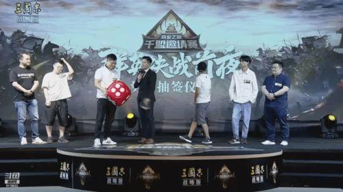 吃瓜大哥出场视频,视频瞬间引爆网络