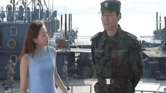 解放军吃瓜视频播放,揭秘军营生活趣味瞬间